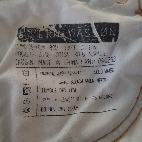 PS Erin Wasson Embroidered Back Pocket Distressed Short Shorts - Picture 9 of 10